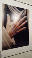 Josephine Pryde, fotografijų serija „Hands für mich“, 2014–2016