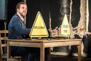 Spektaklis „Samurajaus knyga“. Tadward Tadward nuotr. Spektaklis „Samurajaus knyga“. Tadward Tadward nuotr.