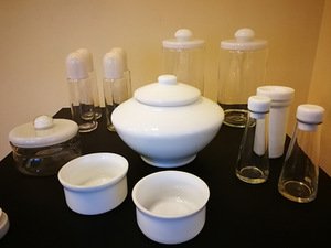 Edmundo Unguraičio stiklo servizas, 9 deš.