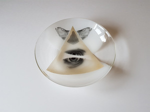 Valmantas Gutauskas, dekoratyvinė lėkštė, 9 deš.