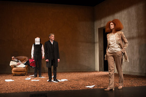 Fragment from the play Maria Stuart (director Artūras Areima). Martynas Sirusas' photo from the Vilnius State Small Theatre archive. Fragment from the play Maria Stuart (director Artūras Areima). Martynas Sirusas' photo from the Vilnius State Small Theatre archive.