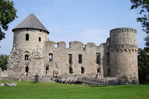 Cėsio pilis. Nuotr. iš visitcastles.eu