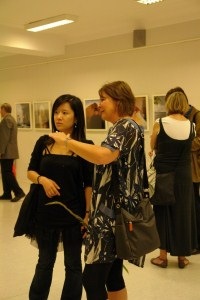 N. Korhonen kalbasi su festivalio viešnia iš Šiaurės Korėjos N. Korhonen kalbasi su festivalio viešnia iš Šiaurės Korėjos