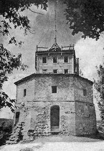 Gediminas Castle Tower in 1938. Equipped with a telegraph tower. Photo from www.lietuve.lt Gediminas Castle Tower in 1938. Equipped with a telegraph tower. Photo from www.lietuve.lt