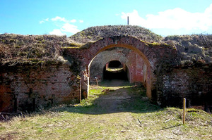 Central entrance of the 4th fort. L. Rimkutė photo Central entrance of the 4th fort. L. Rimkutė photo