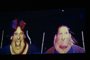 „Liquid Loft“ trupės spektaklis „Kalbančios galvos"