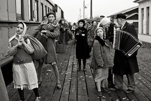 Kadras iš filmo „Vėjų kryžkelėje“