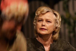 N. Lepeškaitė – Keitė Keller. Spektaklis „Visi mano sūnūs“ (asm. arch. nuotr.)