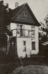 Namas, kuriame įkurtas Salomėjos Nėries memorialinis muziejus, po Antrojo pasaulinio karo. Nuotr. iš S. Nėries memorialinio muziejaus fondo