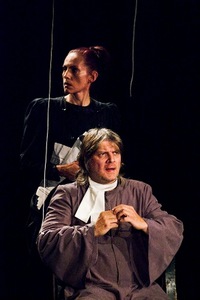 Pastorius – Kęstutis Povilaitis, Kurčnebylė tarnaitė – Aušra Keliuotytė. M.Kiaušaitės nuotr.