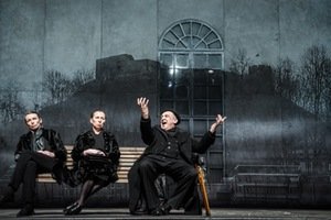 Viktorija Kuodytė (Ana) spektaklyje „Didvyrių aikštė“ (rež. K. Lupa). Dmitrijaus Matvejevo nuotr. iš LNDT archyvo