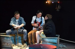 Aliaus Veverskio režisuotas „Rezervatas“ (pjesės autorius - Gintaras Grajauskas). Kauno mažojo teatro nuotrauka.