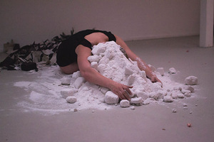 Ruth Biene. Performance "Win Lose." Ineta Ivoškaitė photo. Ruth Biene. Performance "Win Lose." Ineta Ivoškaitė photo.