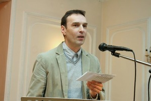 Evaldas Raseinis juokino iki ašarų.