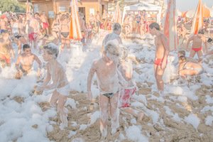 Turi Calafato (Italija). „Diena paplūdimyje. Sicilijos vasara“