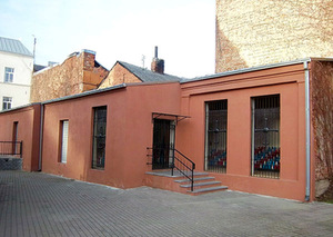 Žvakių šventovės priestatas